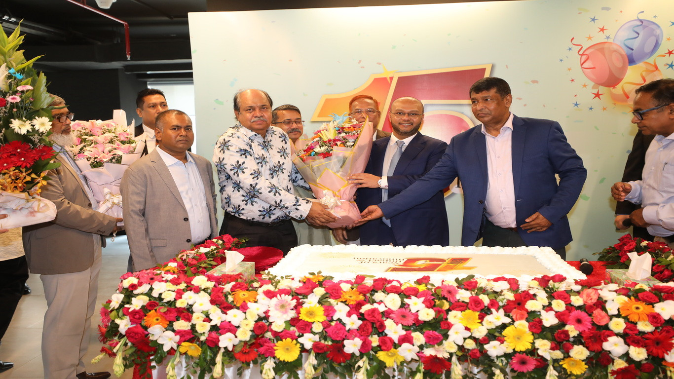 Daily Sun celebrates its 15th founding anniversary on Sunday amid grand festivity.