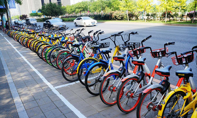 Moving City: Guangzhou’s Colorful Bicycle Dream