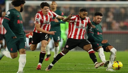Liverpool stunned by Brentford as Reds pay for defensive woes