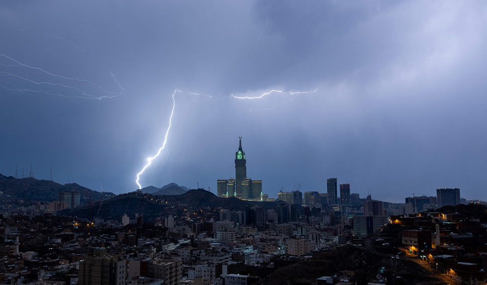 Lightning kills 3 in Narail