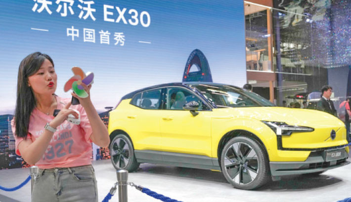 China’s electric car sales grow in 2024 as sales of gasoline cars plunge