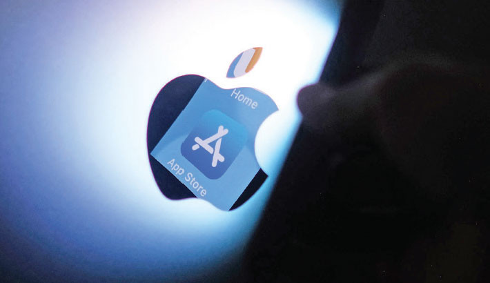 Billion-pound lawsuit against Apple over App Store opens in UK
