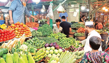 Vegetable, fish prices soar amid seasonal supply dip