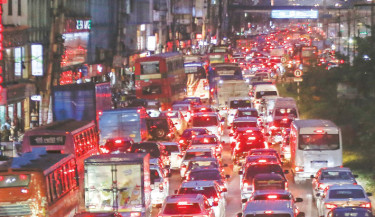 Two political rallies bring Dhaka to standstill