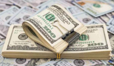 Dollar dives on Trump’s new trade threat