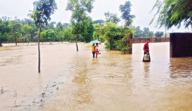 Torrential rain floods 80 villages in Cox’s Bazar, 70,000 families stranded