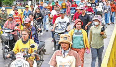 Cambodian garment workers fret Trump’s new tariff threat