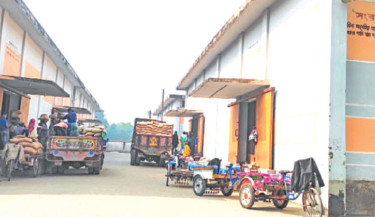 Locals allege irregularities in paddy procurement drive in Sirajganj