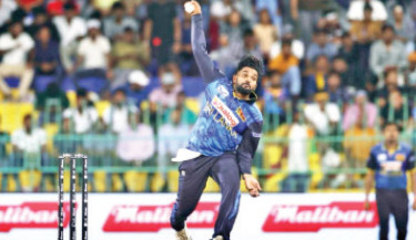 Sri Lanka suffer Hasaranga blow