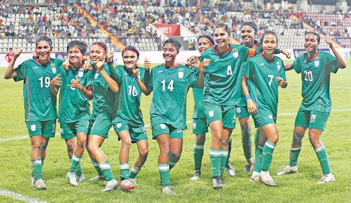 Last-gasp strike lifts Bangladesh to thrilling win over Nepal