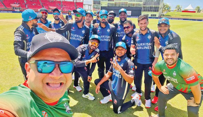Riders dream of the final after thrilling escapes