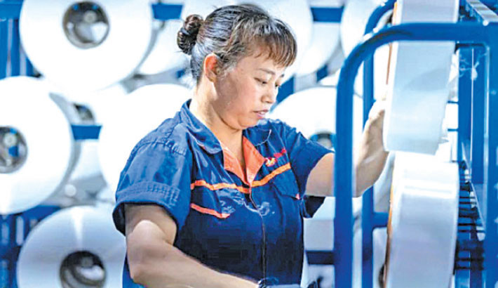 China’s economy grows 5.2% on trade war truce