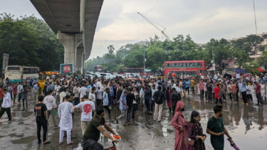 NCP leaders, activists withdraw blockade at Shahbagh