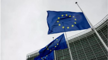 EU proposes 100-bn-euro fund for Ukraine