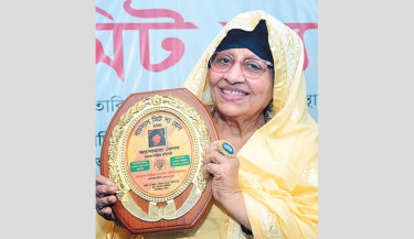 Bachsas honours Anwara Begum