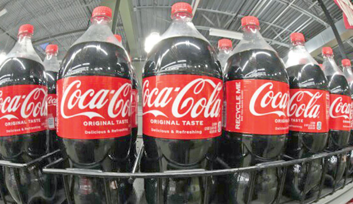 Trump says Coca-Cola to switch to cane sugar in US