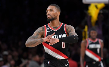 Damian Lillard returns to Portland on 3-year deal