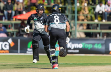 Henry, Conway take New Zealand to easy win