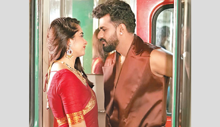 Capital Drama’s ‘Onekdin Pore’ gets huge response