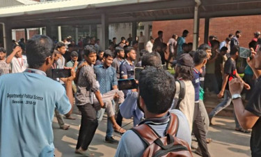 40 students injured in clash with law enforcers at Secretariat