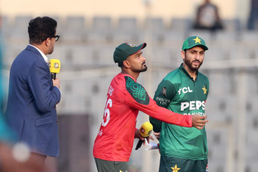 Tigers asked to bat first in 2nd T20I; two changes in playing XI