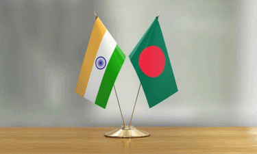 Indian medical team arriving to treat burn victims