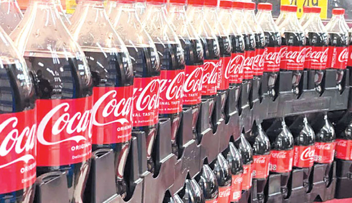 Coca-Cola will roll out cane sugar Coke in US after Trump push