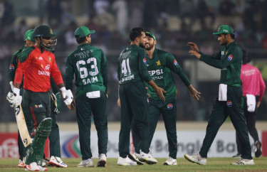 Litton refuses to blame pitch after heavy defeat