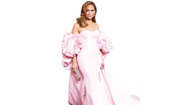 Jennifer Lopez drops sizzling new single