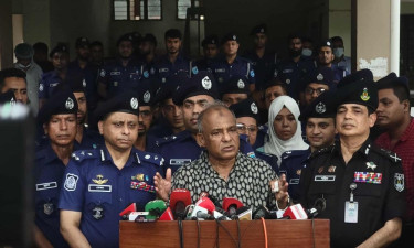 Efforts on to recover looted weapons to hold next JS polls fairly: Home adviser