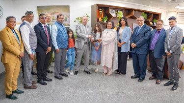 Algerian Ambassador Abdelouahab Saidani visits AIUB