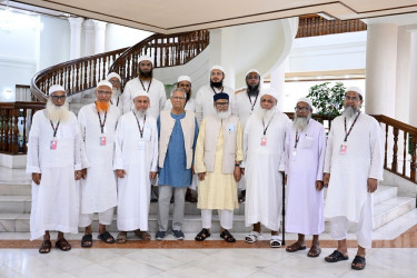 Hefazat-e-Islam meets CA, seeks compensation for Shapla Chattar victims