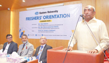 Eastern University organises “Freshers’ Reception for the Summer 2025” on the campus of the university in the capital on Saturday. Niaz Rahim, group managing director of Rahimafrooz Bangladesh Ltd, speaks at the programme as the chief guest. Professor Dr Farid A Sobhani, vice-chancellor of the university, presided over the event.  Photo: Courtesy