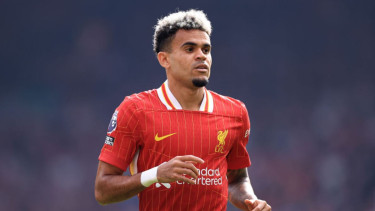 Bayern to sign Liverpool winger Diaz