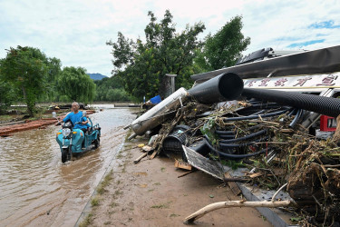 Over 30 dead as northern China hit by heavy rain, landslides