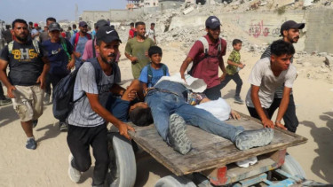 Gaza on ‘brink of full-scale famine’ as Israel blocks crucial aid
