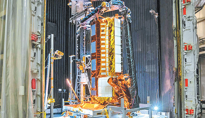 US, India launch powerful Earth-monitoring satellite
