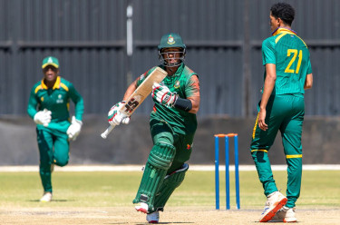 South Africa cruise past Bangladesh by 5 wickets