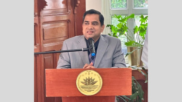 Ambassador Mushfiqul likens fallen Hasina with Italian dictator Mussolini