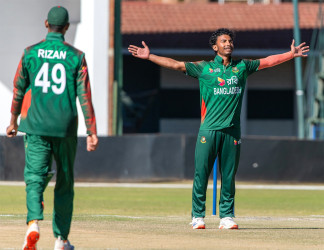 Bangladesh U-19 qualify for tri-nation final after thrashing Zimbabwe