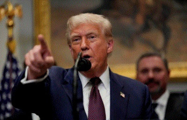 US adds 73,000 jobs last month as labor market weakens amid Trump trade wars