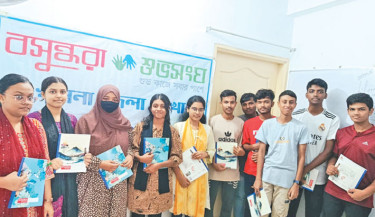 Science workshop in Khulna ignites curiosity in young minds