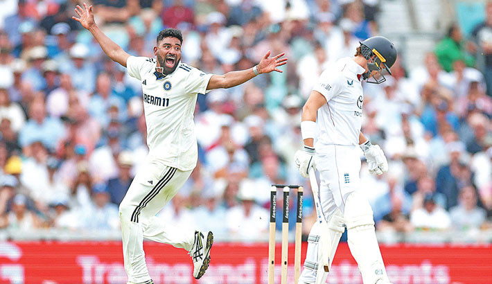 Siraj strikes as India fight back