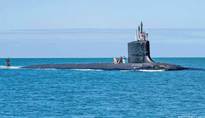 Trump deploys nuclear submarines in row with Russia