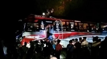 2 passengers go missing, 28 injured in Sylhet bus plunge
