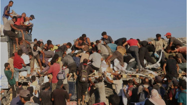 Former Israeli security officials call to end the war in Gaza as Netanyahu hints at a new stage