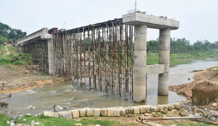 90-metre bridge in Joypurhat remains  incomplete for 2 years