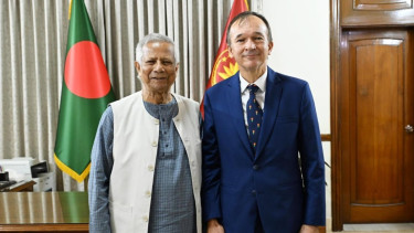Outgoing Dutch envoy meets CA Prof Yunus