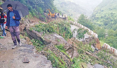 Scores still missing after deadly Himalayan flood