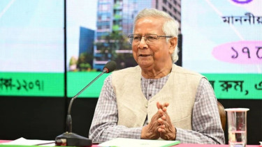 CA Yunus arrives at Secretariat for Advisory Council meeting